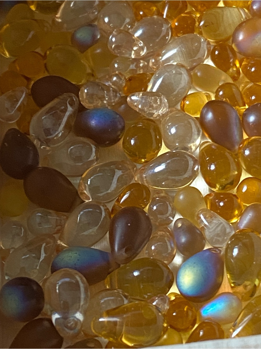 Assorted Beads Freshwater Pearl Seed Beads Shell Beads & Glass Beads - Picture 11 of 15